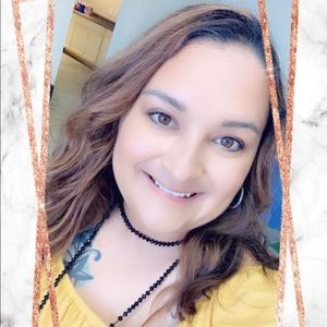 Meet your Posher, Lainie